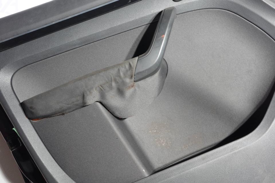 BMW 1er 120i Baujahr prüfen Vordertür rechts / Beifahrertür – Original M15 – Bild 4