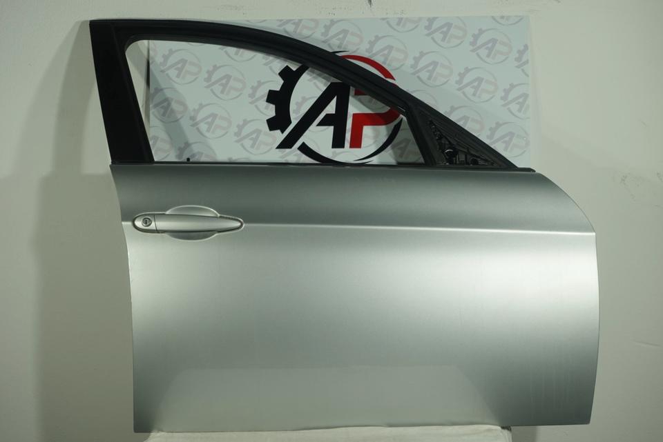BMW 320i E90 Tür vorne rechts silber Beifahrertür M02 – Bild 2