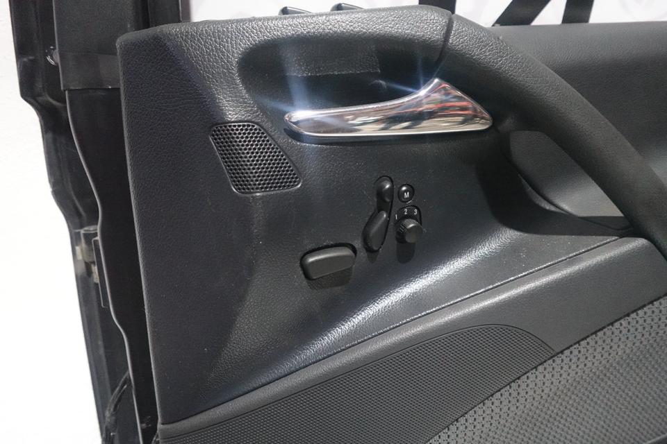 Mercedes Vito Viano W639 Tür Vorne Rechts A6397201005 M07 – Bild 3