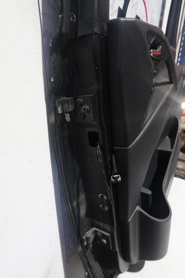 Mercedes Vito Viano W639 Tür Vorne Rechts A6397201005 M07 – Bild 5
