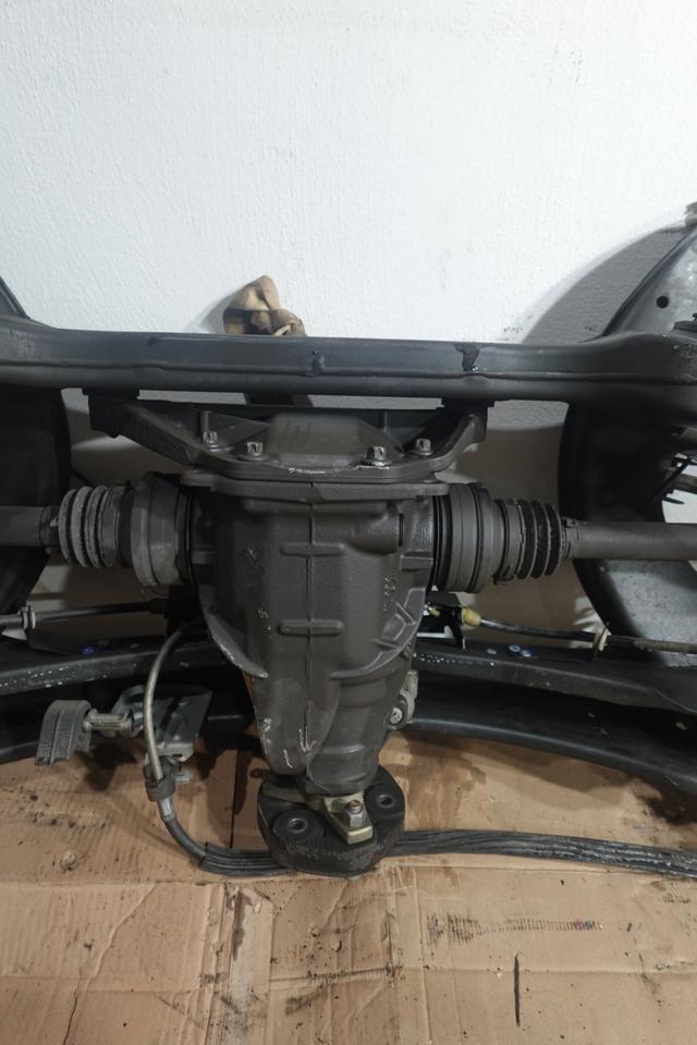Mercedes W204 Hinterachse komplett Differential A2043510808 M09 – Bild 2