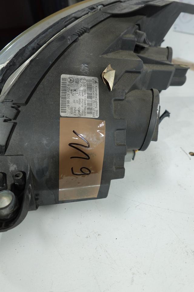 Mercedes C-Klasse W204 C200Scheinwerfer Rechts Xenon 2011 M09 – Bild 6