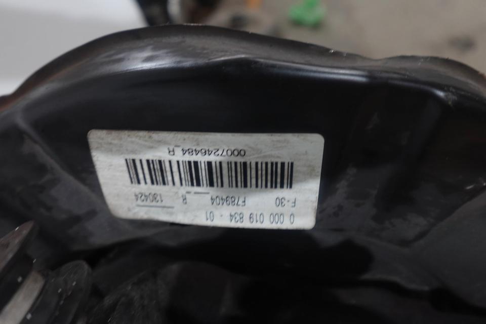 BMW F30 F31 320d Hinterachse Komplett Differential Achsträger N08 – Bild 7