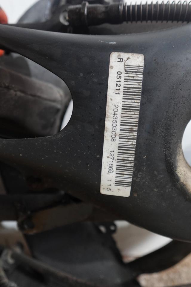 Benz W204 C180 Hinterachse komplett Differential, Achsträger N18 – Bild 7