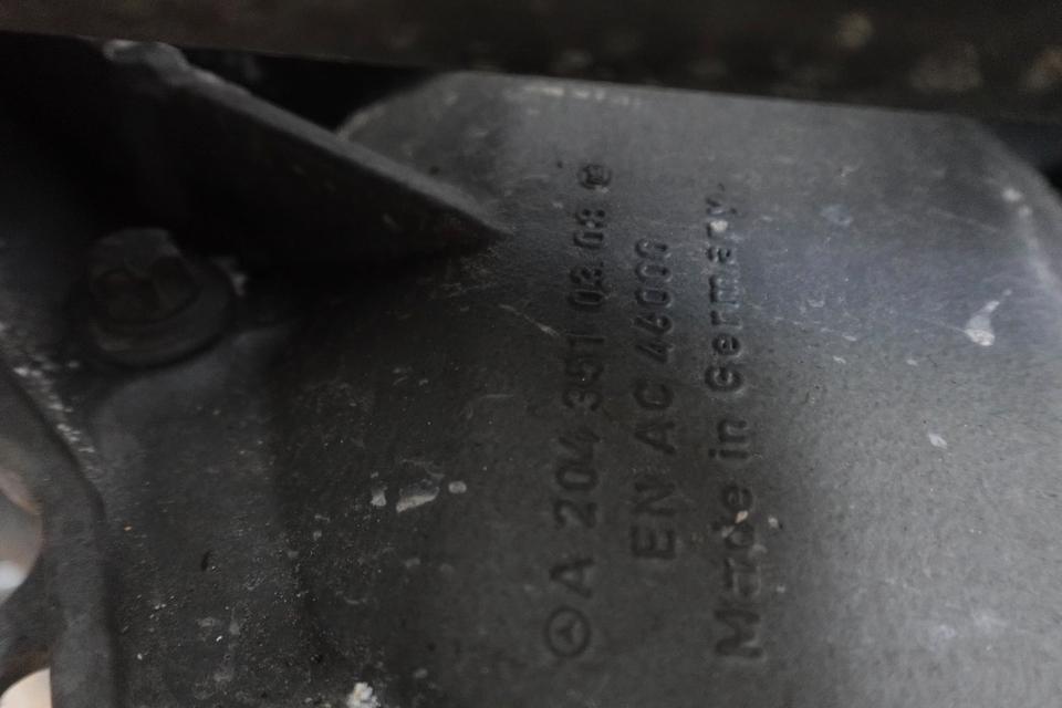 Benz W204 C180 Hinterachse komplett Differential, Achsträger N18 – Bild 9
