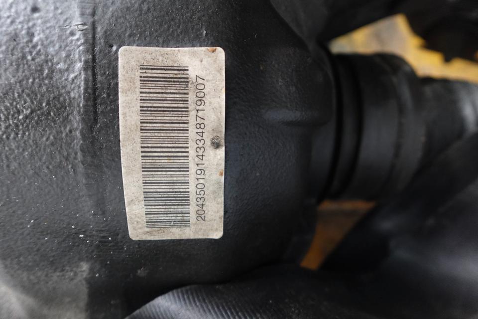 Benz W204 C180 Hinterachse komplett Differential, Achsträger N18 – Bild 10