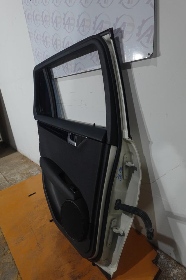 Mercedes W204 C180 Tür hinten links A2047302300 Weiß 650 N18 – Bild 6