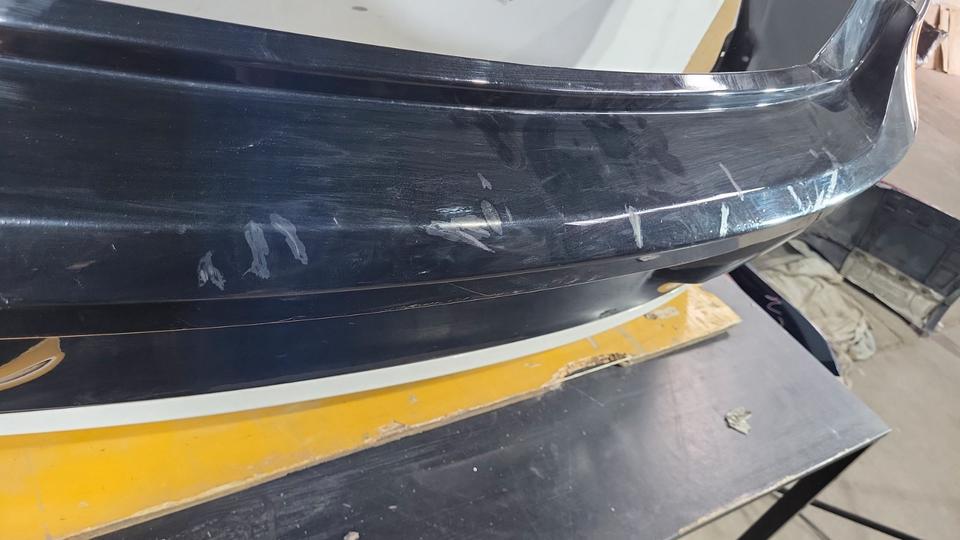 Original BMW 1er F20 F21 Stoßstange hinten Schwarz PDC 2011 N16 – Bild 5