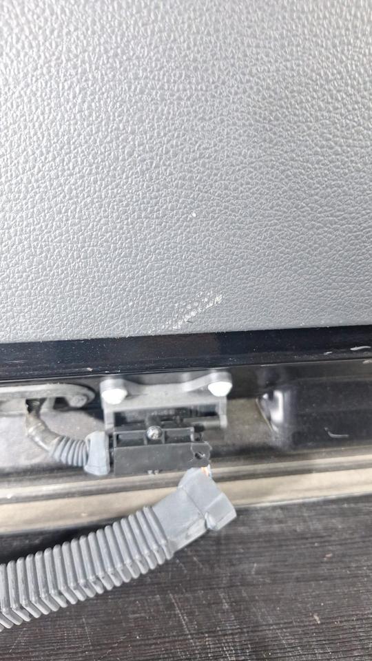 VW Sharan 7N Schiebetür Hinten Rechts7N0843108AL Nachlackiert N19 – Bild 4