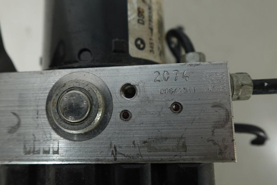 BMW 320i E90 E91 ABS DSC Steuergerät Hydraulikblock 2010 M06 – Bild 4