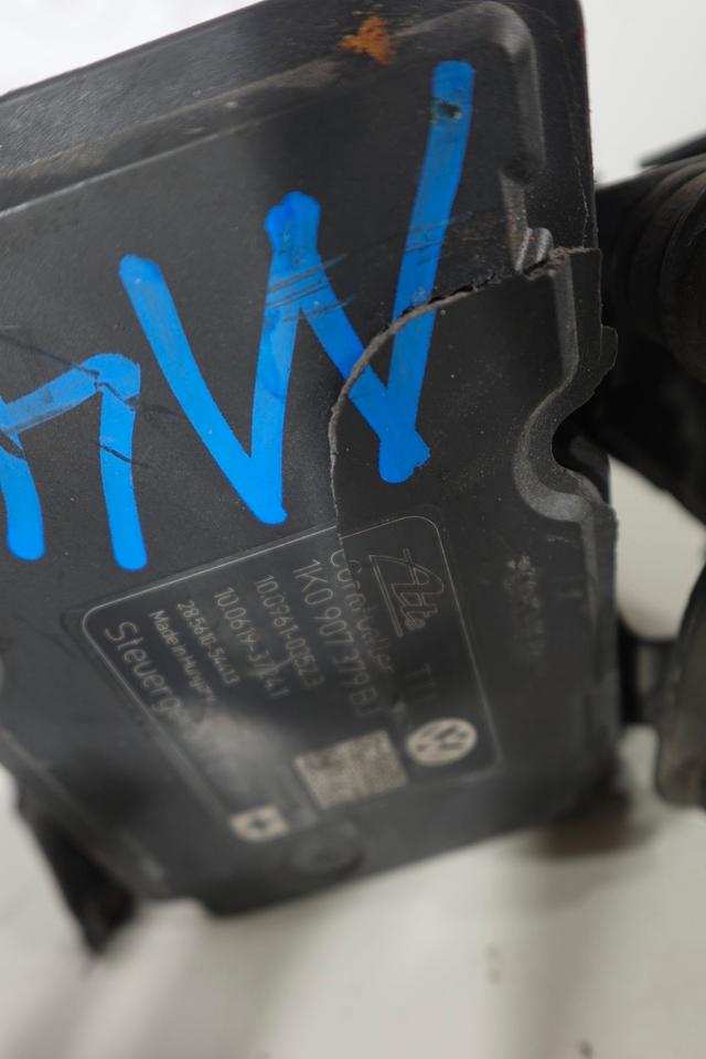 VW Touran 1T ABS DSC Steuergerät Hydraulikblock 2011 M04 – Bild 7