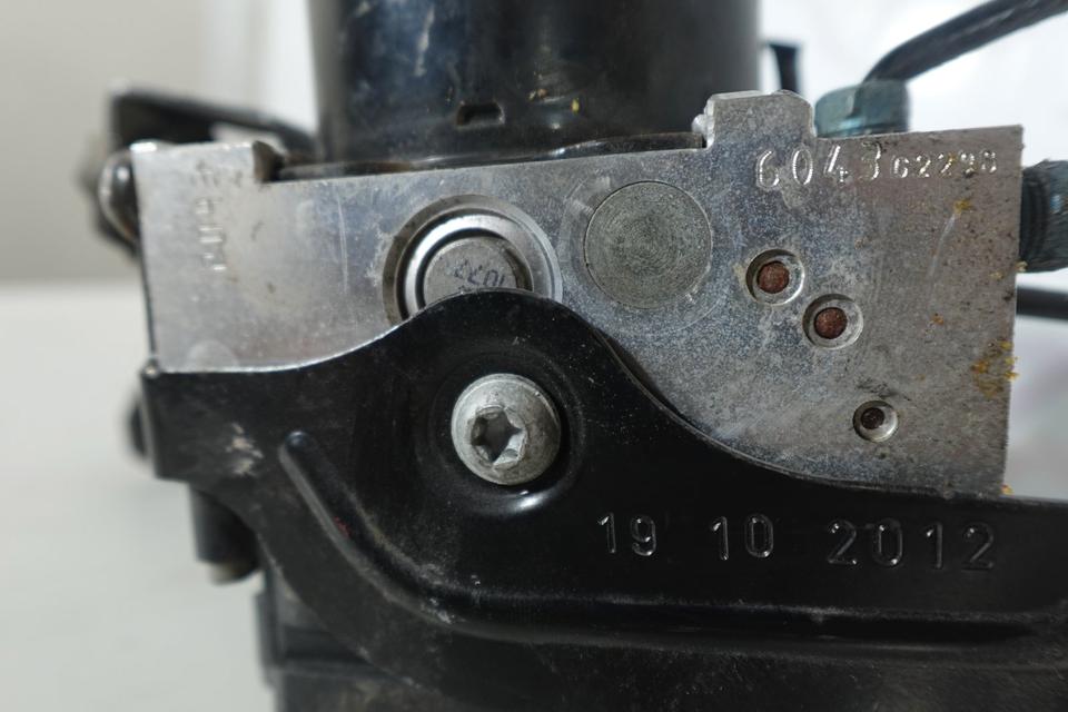 BMW 116i F20 ABS ESP Steuergerät Hydraulikblock 2013 M01 – Bild 5