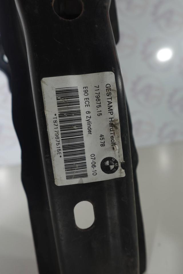 BMW E90 E91 Stoßfängerträger hinten Original M02 – Bild 4