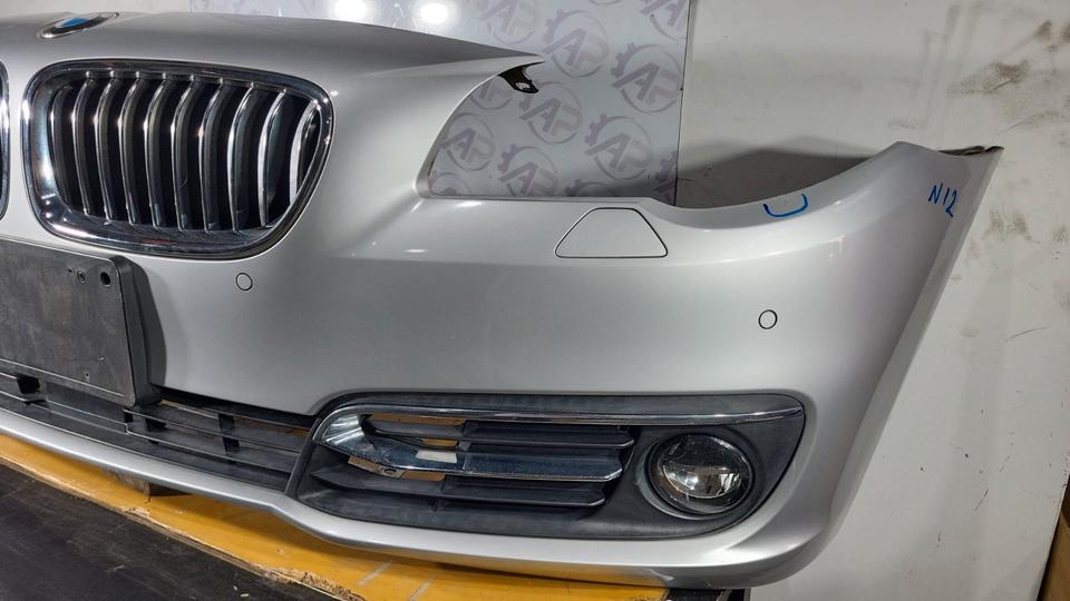 BMW F10 F11 LCI Original Stoßstange vorne Glacier Silber N12 – Bild 3