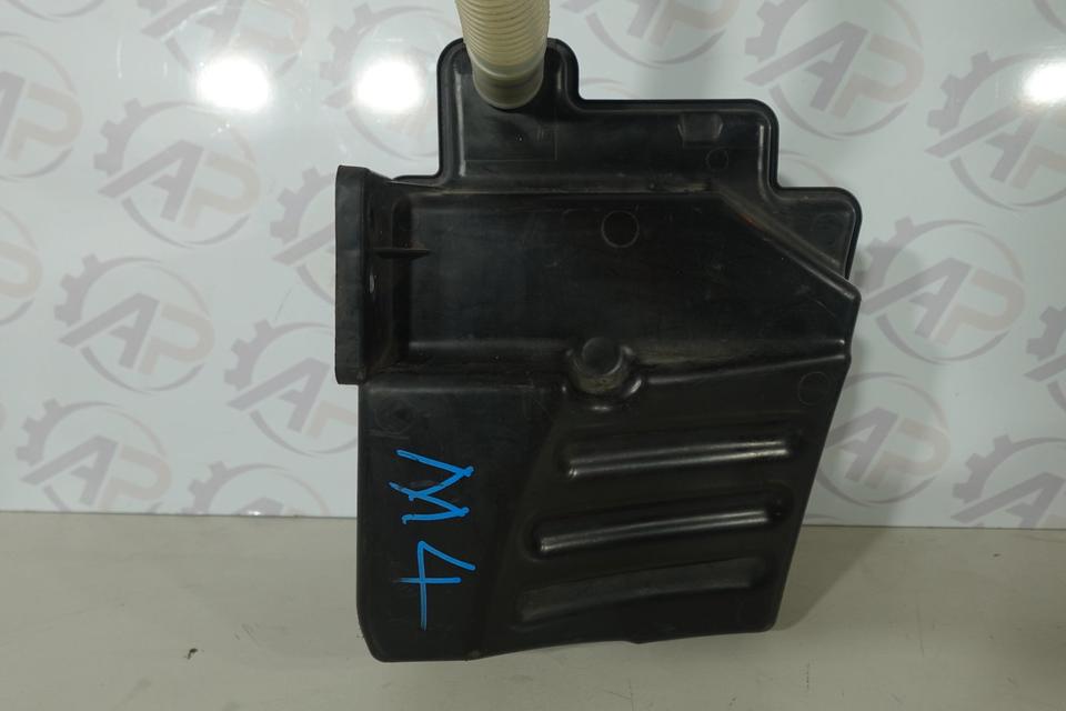 VW Touran 1T Scheibenwaschbehälter Wischwasserbehälter M04 – Bild 3