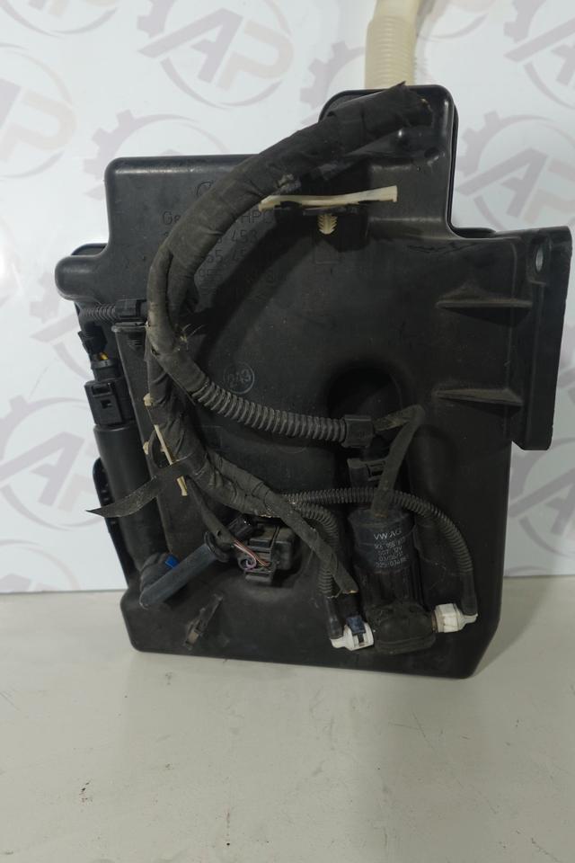 VW Touran 1T Scheibenwaschbehälter Wischwasserbehälter M04 – Bild 5
