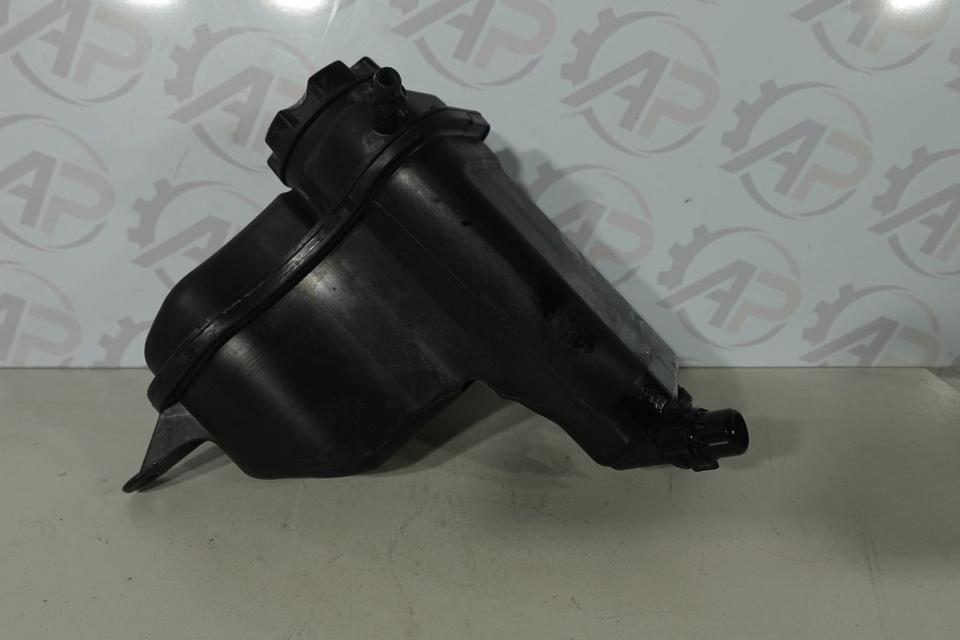 BMW E90 E91 320i Kühlmittel Ausgleichsbehälter Original M06 – Bild 3
