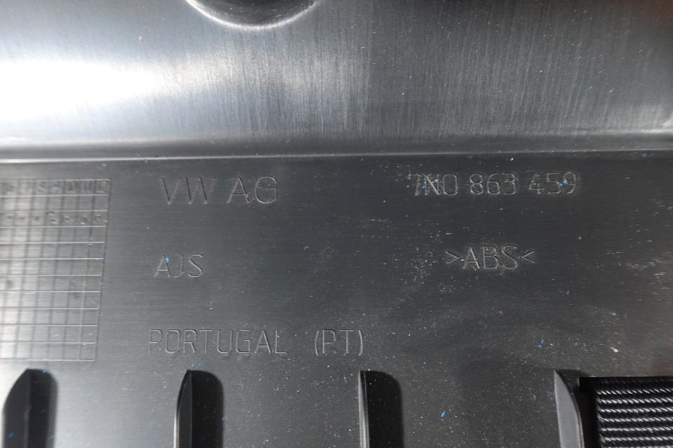 Original VW Kofferraumverkleidung / innen M08 – Bild 3