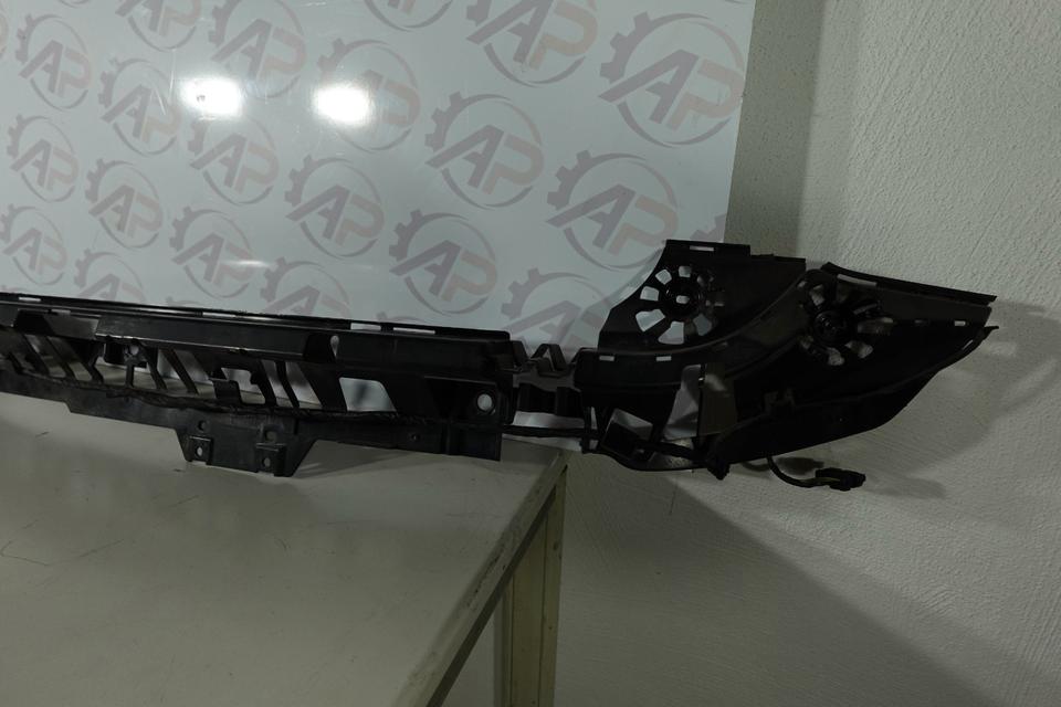 BMW F20 Stoßstangenführung hinten Mitte Original 51127240953 M01 – Bild 4