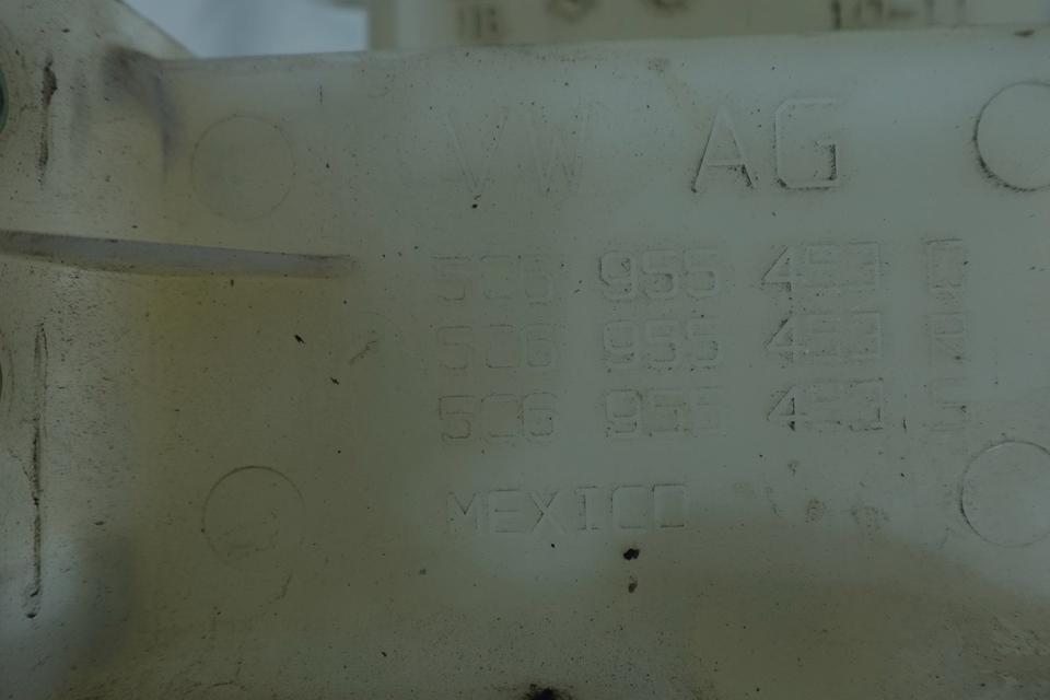 VW Beetle 5C Scheibenwaschbehälter Wischwasserbehälter M21 – Bild 4