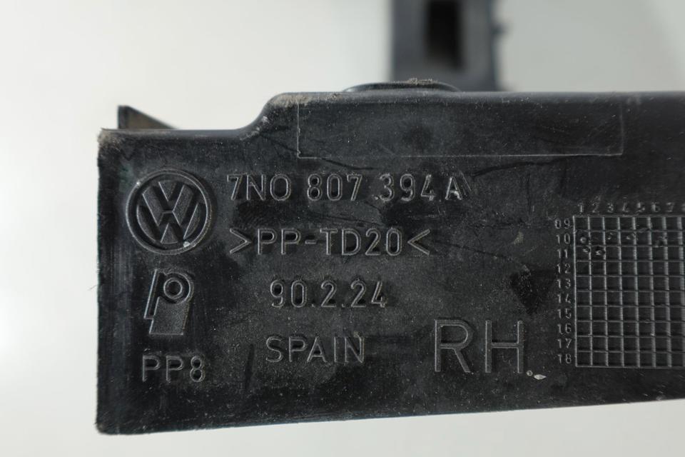 VW Sharan 7N Stoßstangenhalter hinten L+R 7N0807393A M08 – Bild 3