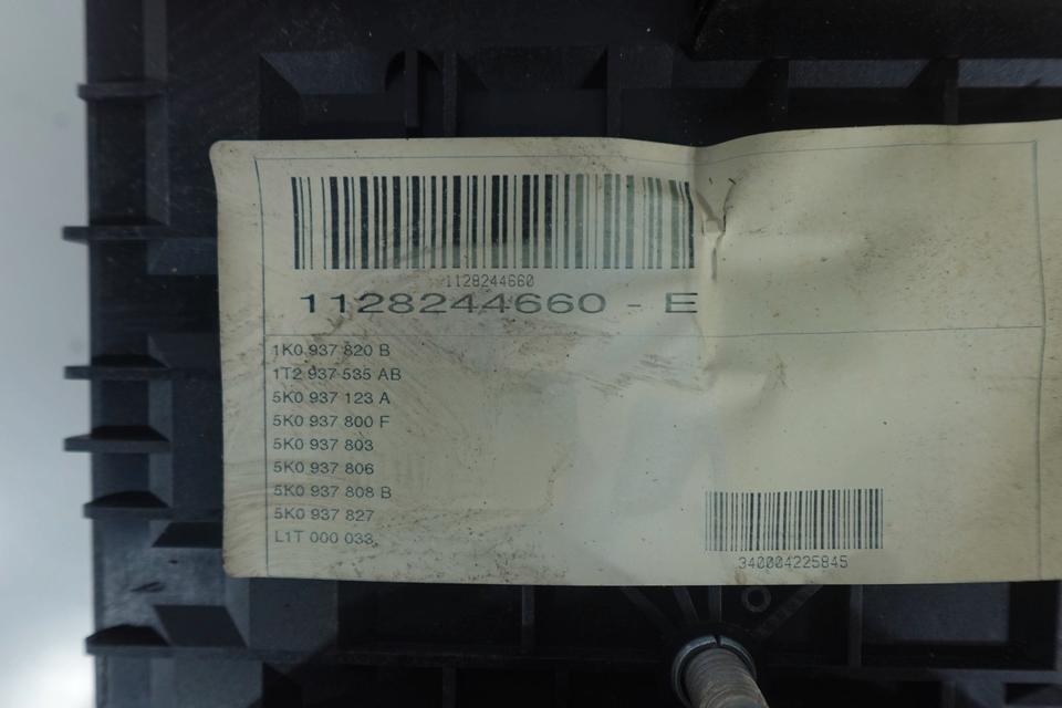 VW Touran 1T Sicherungskasten Motorraum Batterie M04 – Bild 5