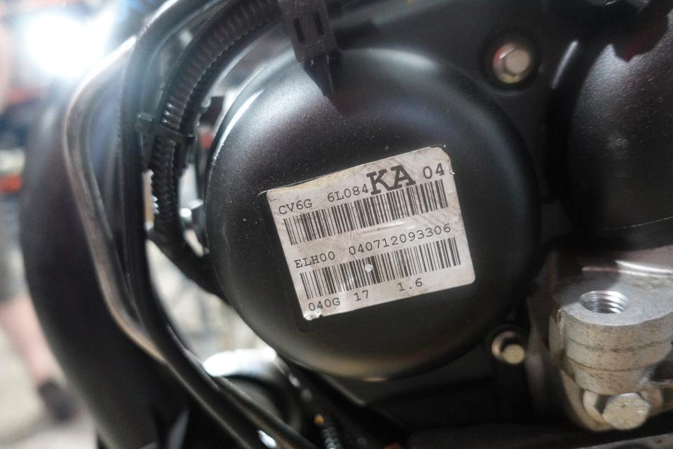Volvo V60 S60 V40 1.6 T4 Turbo Motor B4164T Komplett Motor 2013 O M33 – Bild 6