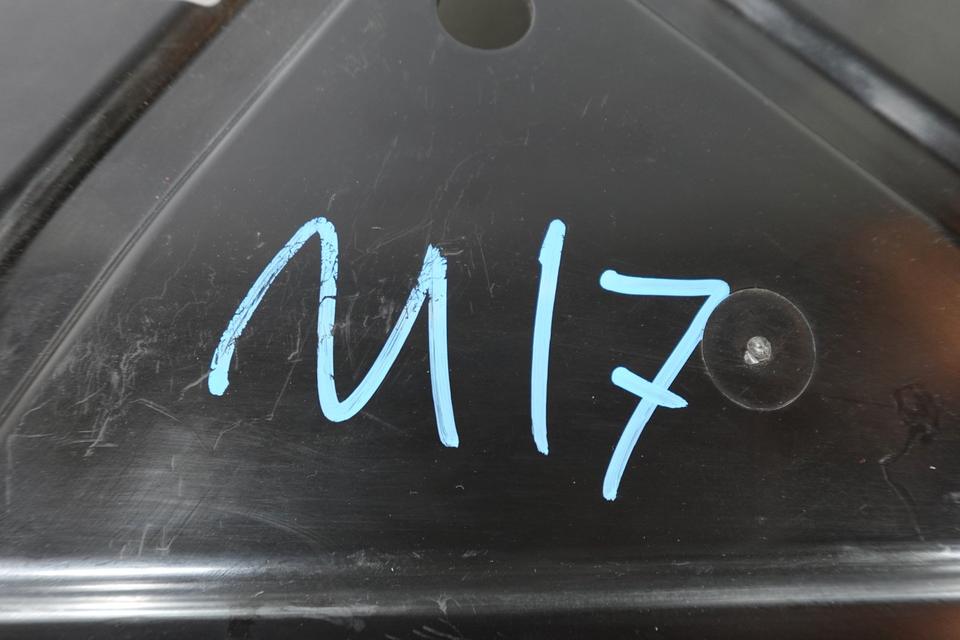 BMW E90 320i Motorraum Unterbodenverkleidung Luftführung M17 – Bild 5