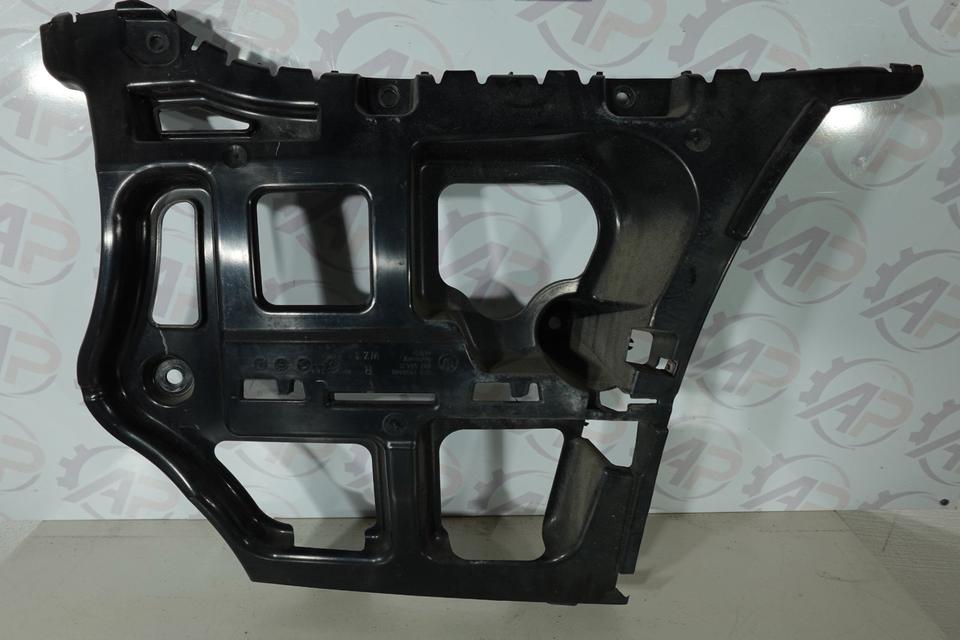 BMW E90 LCI Stoßstangenführung hinten L+R 51127202667 M02 – Bild 2