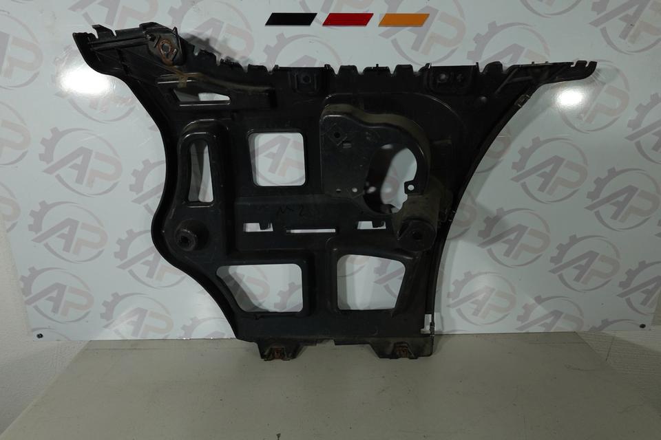 BMW E90 LCI Stoßstangenführung hinten L+R 51127202667 M02 – Bild 6