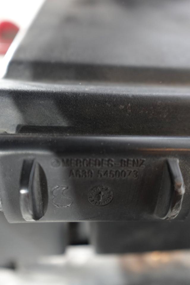 Mercedes Vito W639 Batteriekasten A6395450203 M07 – Bild 8