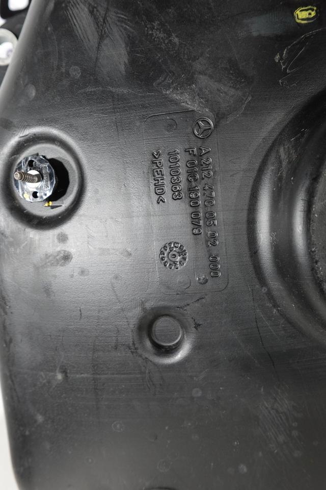 Mercedes W212 E350 CDI Kraftstofftank Dieseltank A2124700502 M12 – Bild 5