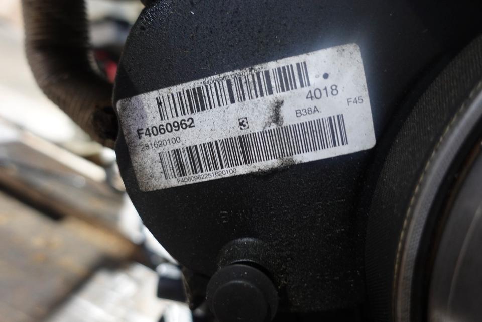 Original BMW Motor B38A15A / B38A15M0 aus BMW 218i Active F45 – Bild 9