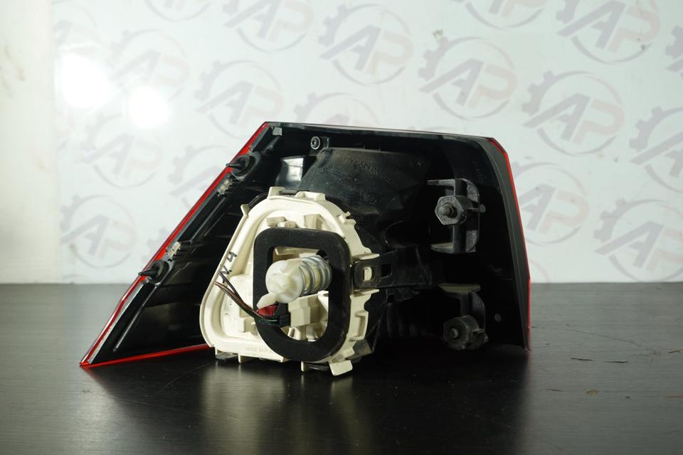 VW Golf 7 Variant MK7 Rückleuchte rechts 5G9945096C Valeo N04 – Bild 3