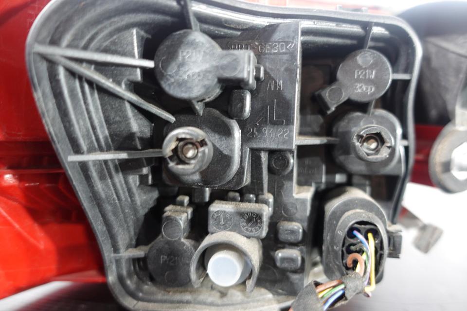 Original Audi A3 8P Sportback Rückleuchte rechts 8P4945096E N05 – Bild 6