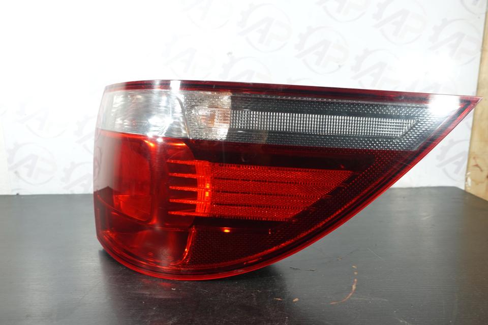 Original VW Golf 6 Variant Rückleuchte links 1K9945095E N02 – Bild 3