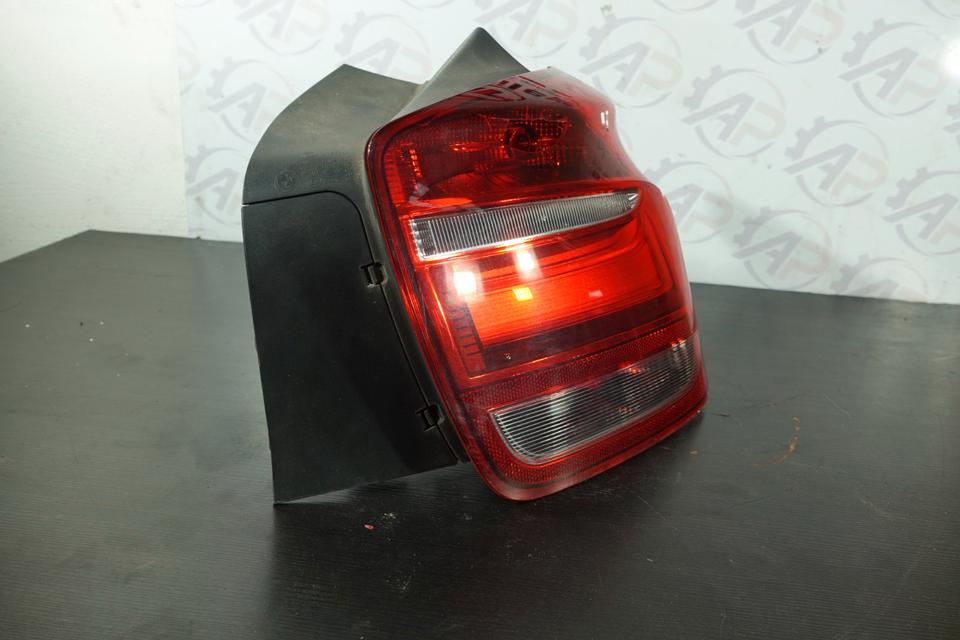 Original BMW 116i F20 Rückleuchte rechts 63217270098 N21 – Bild 2