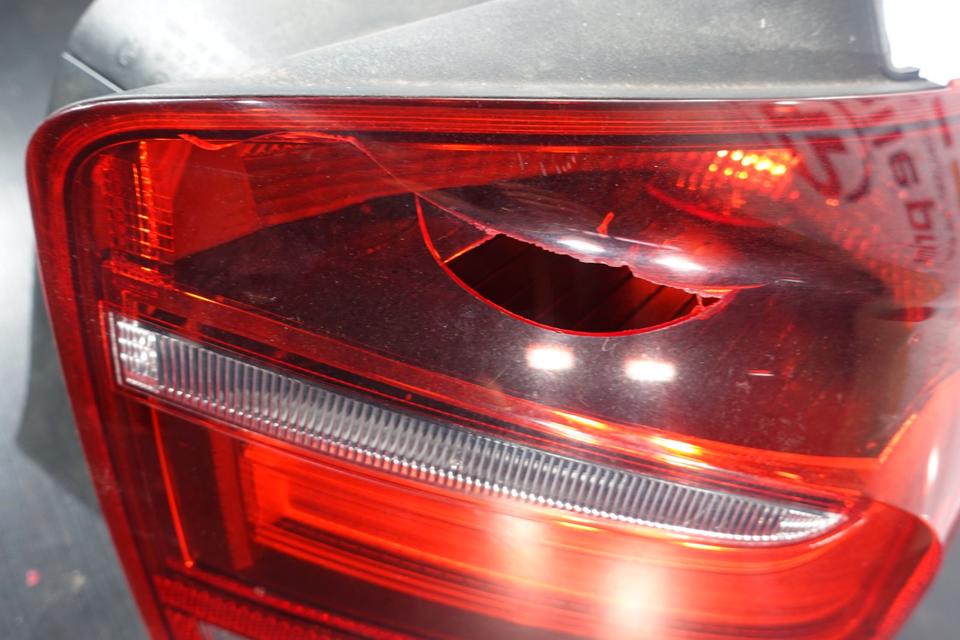 Original BMW 116i F20 Rückleuchte rechts 63217270098 N21 – Bild 4