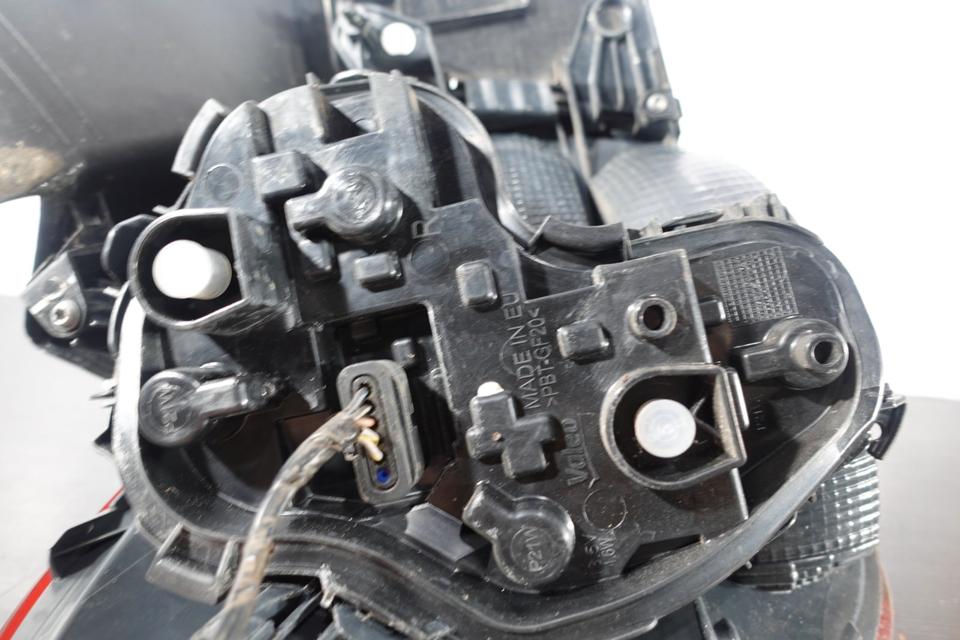 Original BMW 116i F20 Rückleuchte rechts 63217270098 N21 – Bild 7
