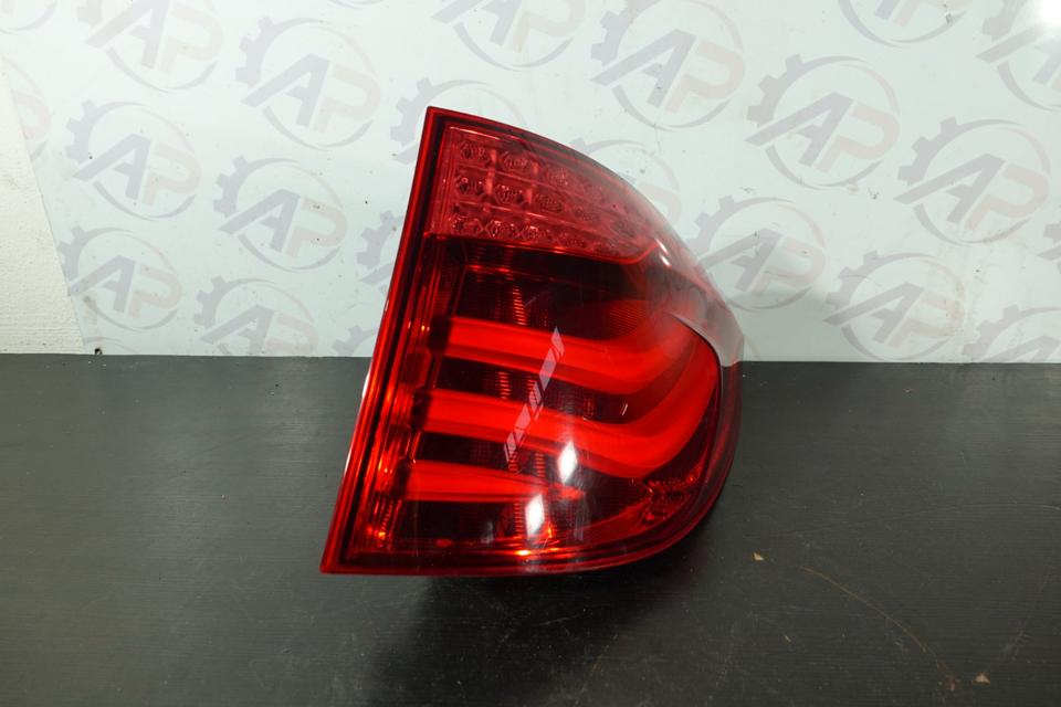 Original BMW 535 GT F07 Seitenwand Heckleuchte rechts N10 – Bild 2