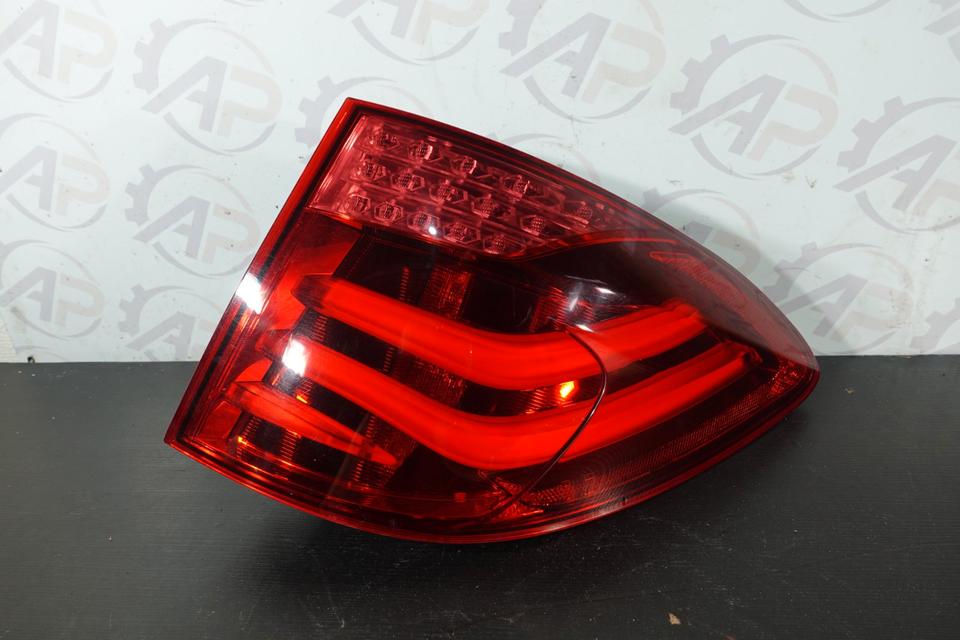 Original BMW 535 GT F07 Seitenwand Heckleuchte rechts N10 – Bild 3