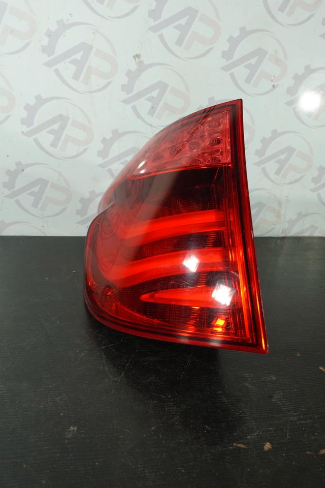 Original BMW 535 GT F07 Seitenwand Heckleuchte links N10 – Bild 2