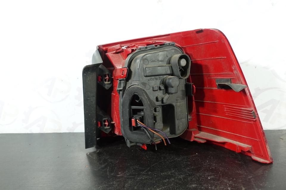 VW Sharan 7N Rückleuchte Heckklappe links 7N0945095G N07 – Bild 5