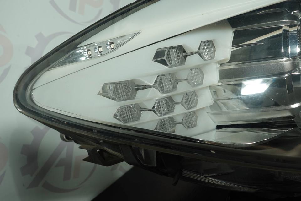 BMW 5er F10 F11 Xenon Scheinwerfer rechts 63117203254 N23 – Bild 6