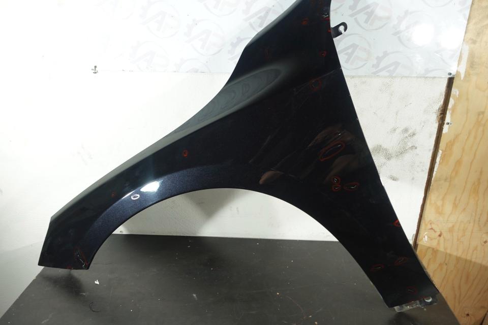 Volvo V60 Kotflügel vorne links Black Sapphire 2011–2018 M35 – Bild 2