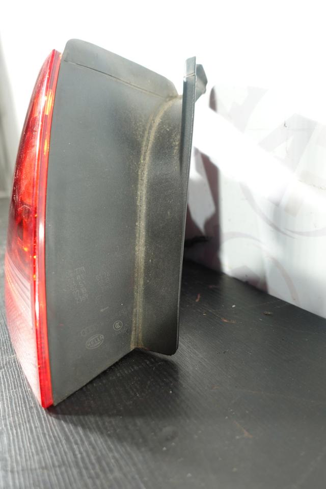 Audi A4 B8 Avant Rückleuchte links außen Original LED Baujahr prüfen N13 – Bild 3