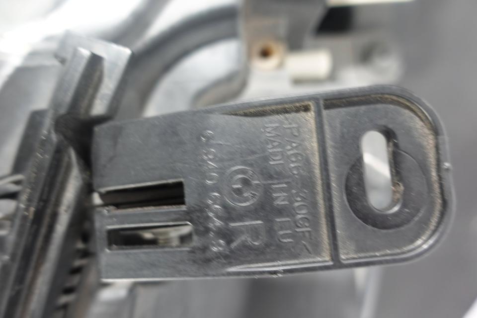 BMW E81E88 Xenon Scheinwerfer rechts Kurvenlicht AHL2007–2011 M31 – Bild 10