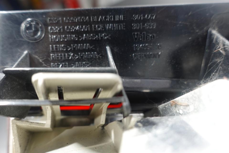 BMW 1er E81 E87 LCI Rückleuchte links Außen 2007–2011 M31 – Bild 14