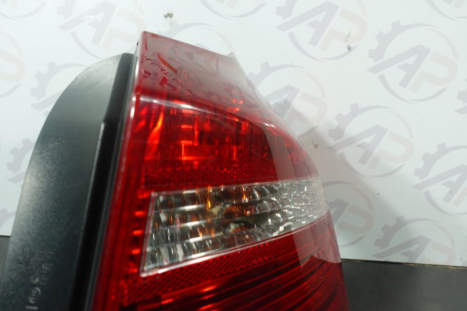 BMW 1er E81 E87 LCI Rückleuchte Rechts Außen 2007–2011 M31 – Bild 4
