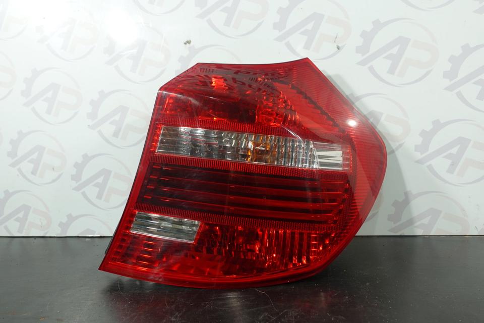 BMW 1er E81 E87 LCI Rückleuchte Rechts Außen 2007–2011 M31 – Bild 9